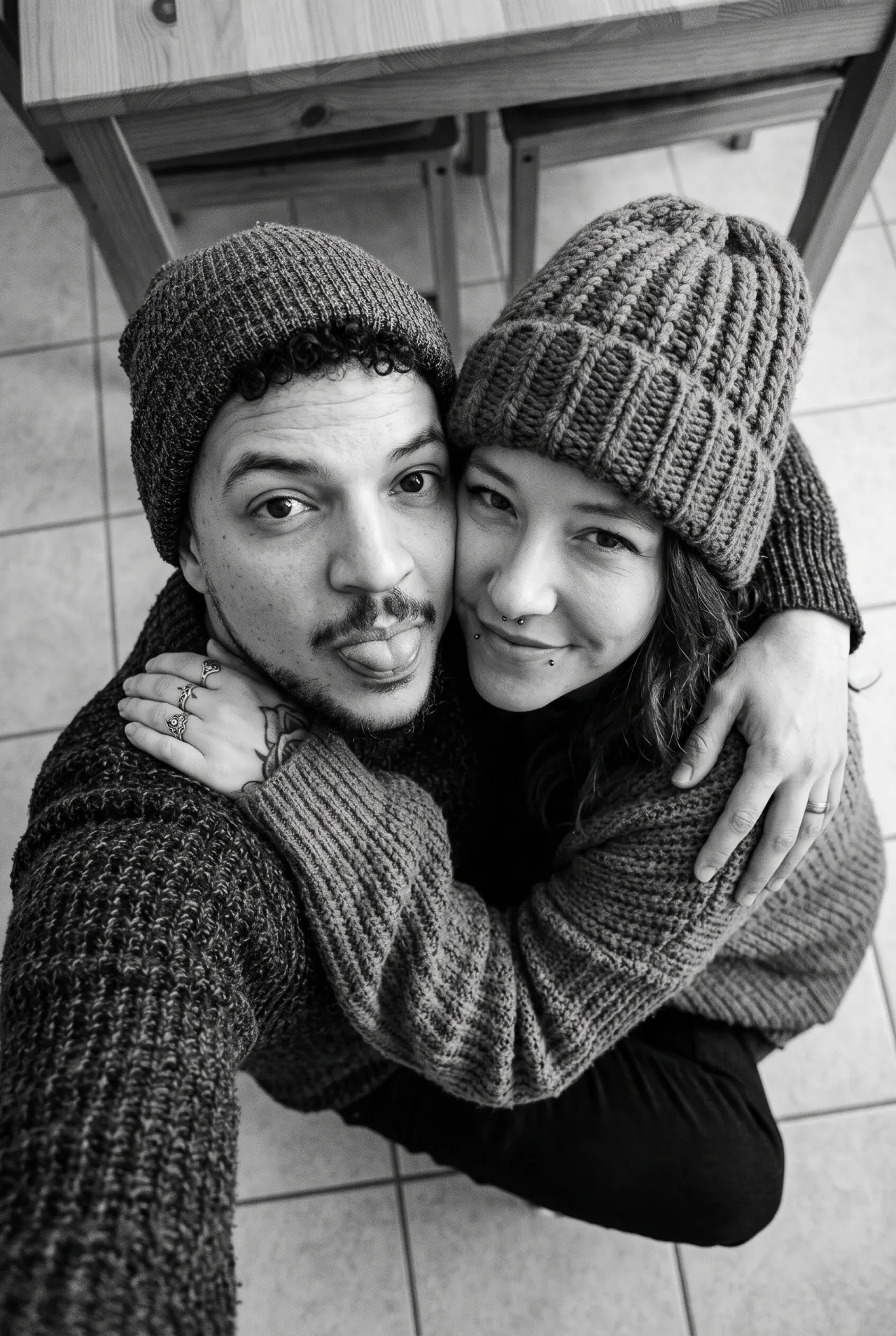Beanie friends Selfie