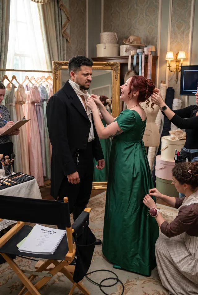 BRIDGERTON: Costume Collection